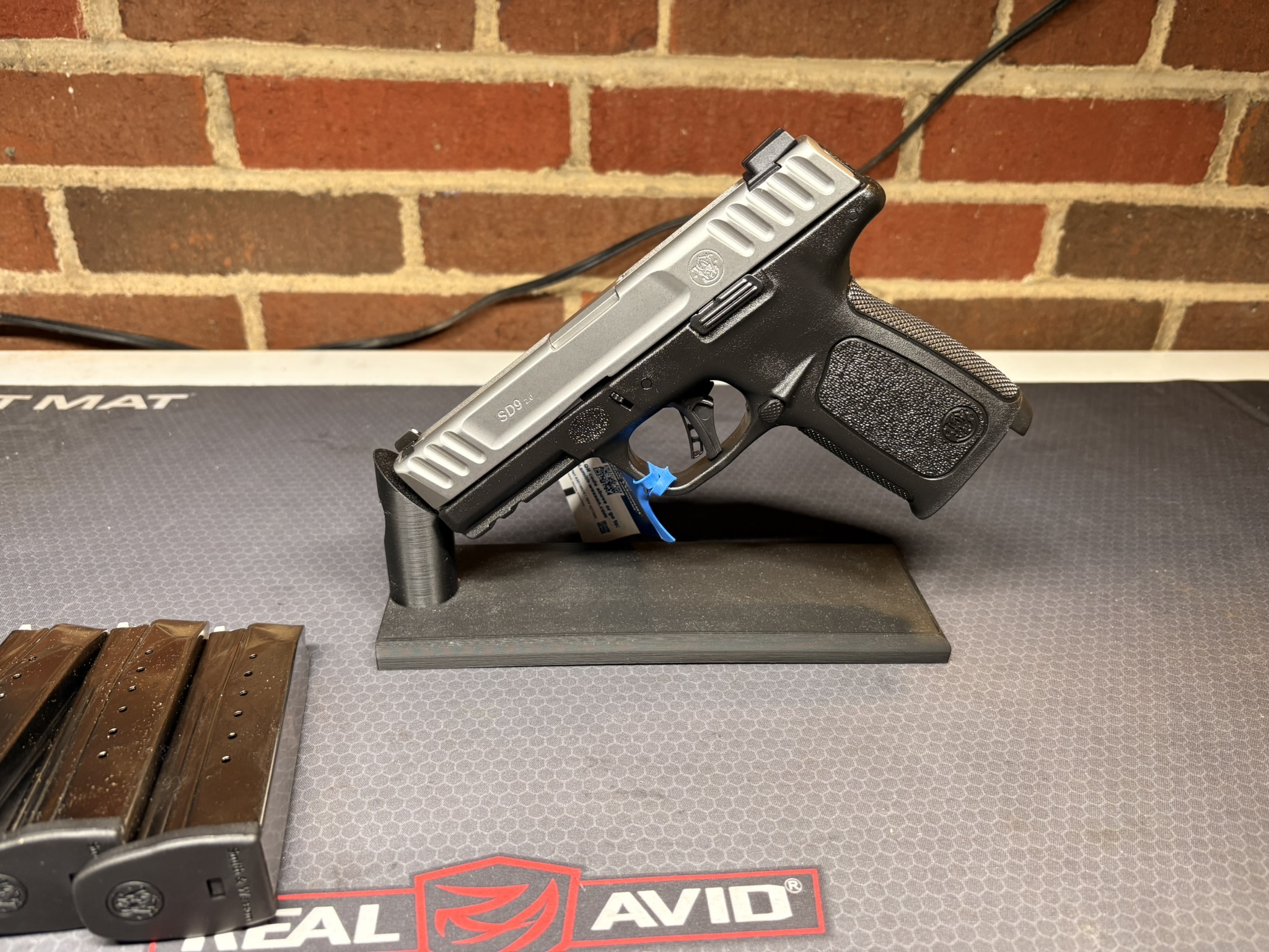 Smith Wesson SD9 2.0 9mm 4in 3 Mags Savior Carry Bag-img-0