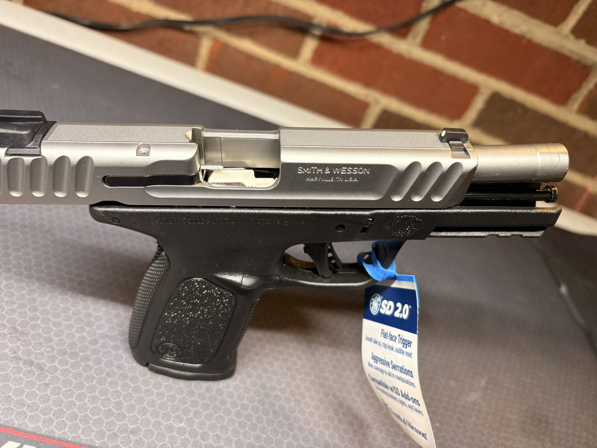 Smith Wesson SD9 2.0 9mm 4in 3 Mags Savior Carry Bag-img-3