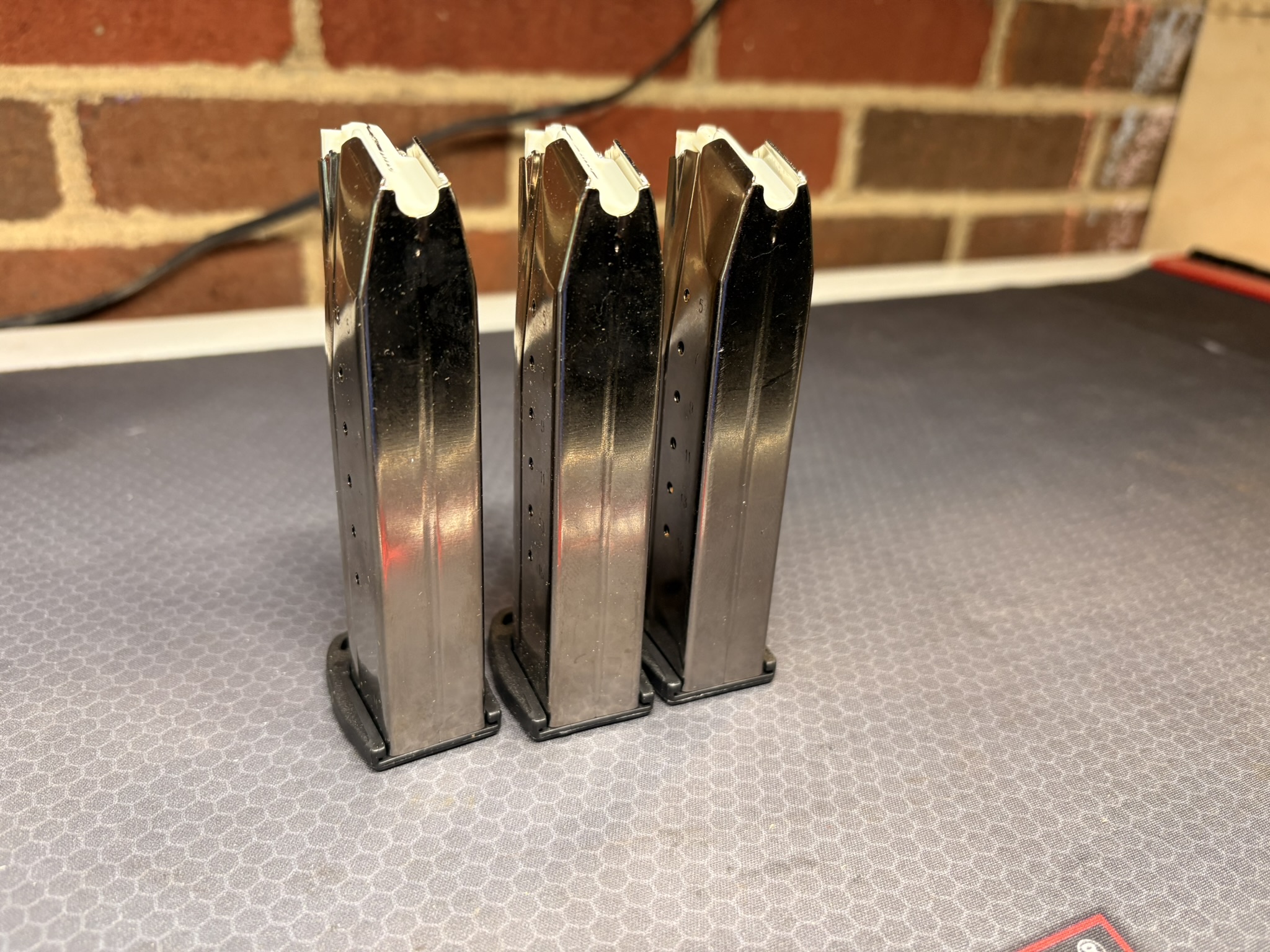 Smith Wesson SD9 2.0 9mm 4in 3 Mags Savior Carry Bag-img-11